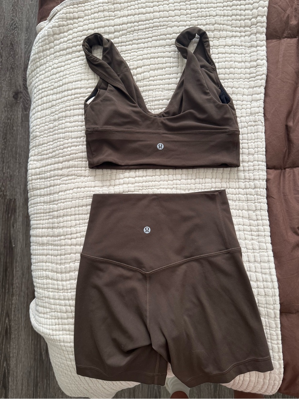 lululemon brown two-piece sports bra & high-waist shorts set